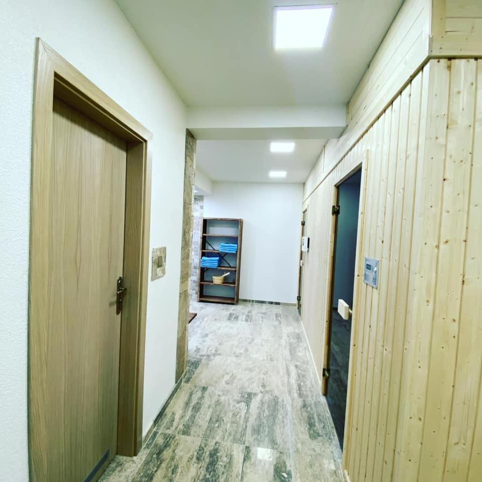 D Villa Mineralni Bani Ngoại thất bức ảnh