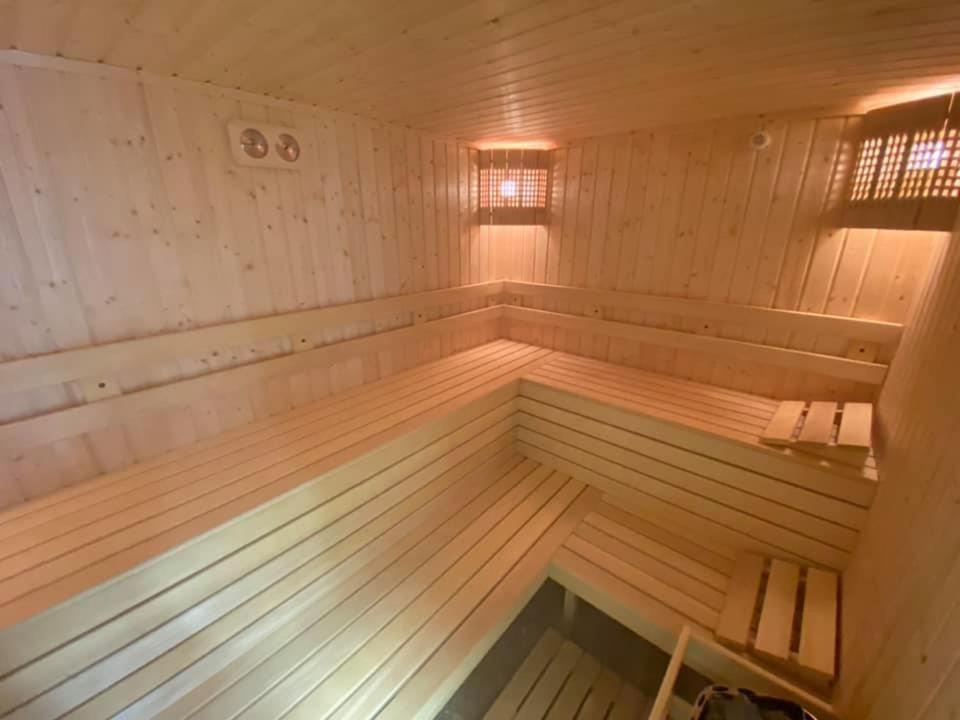 D Villa Mineralni Bani Ngoại thất bức ảnh