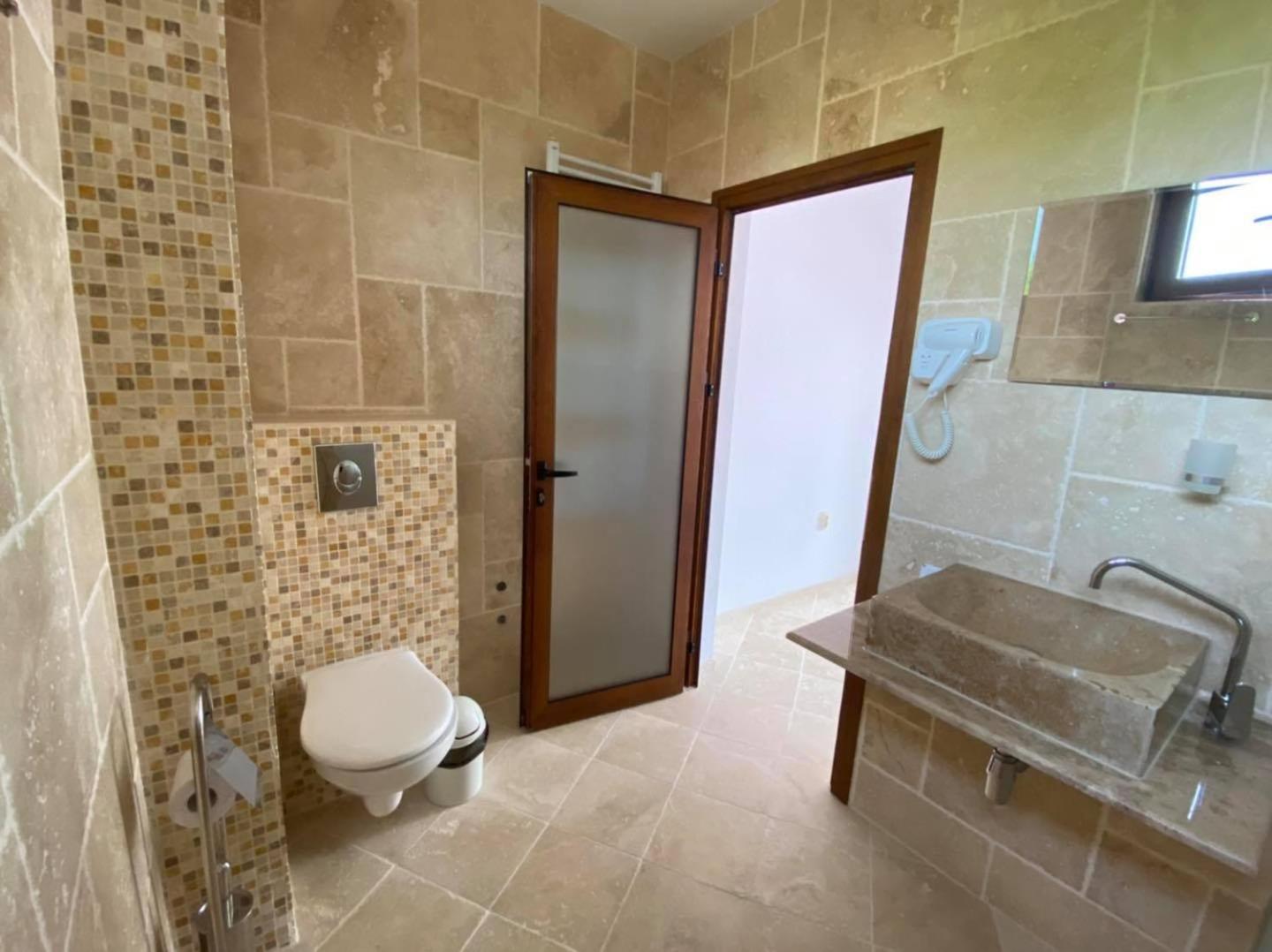 D Villa Mineralni Bani Ngoại thất bức ảnh