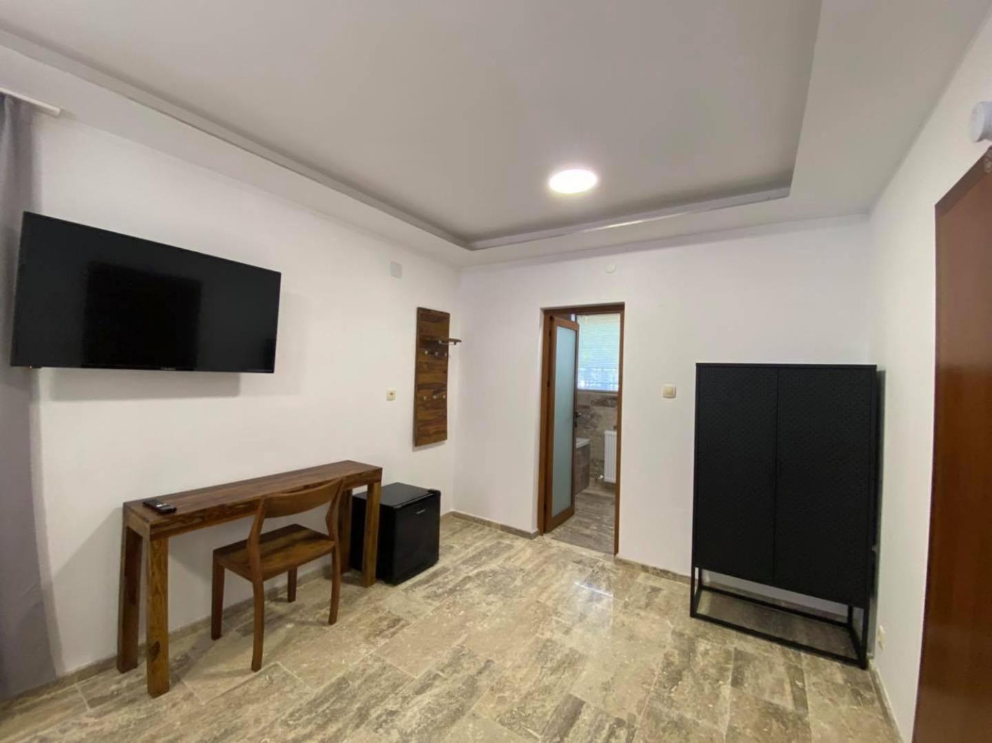 D Villa Mineralni Bani Ngoại thất bức ảnh