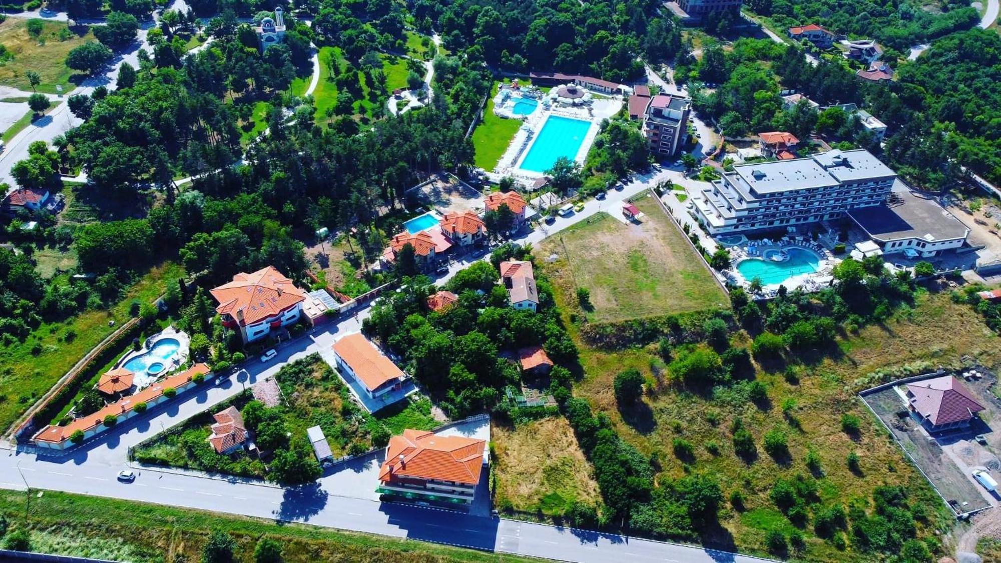 D Villa Mineralni Bani Ngoại thất bức ảnh